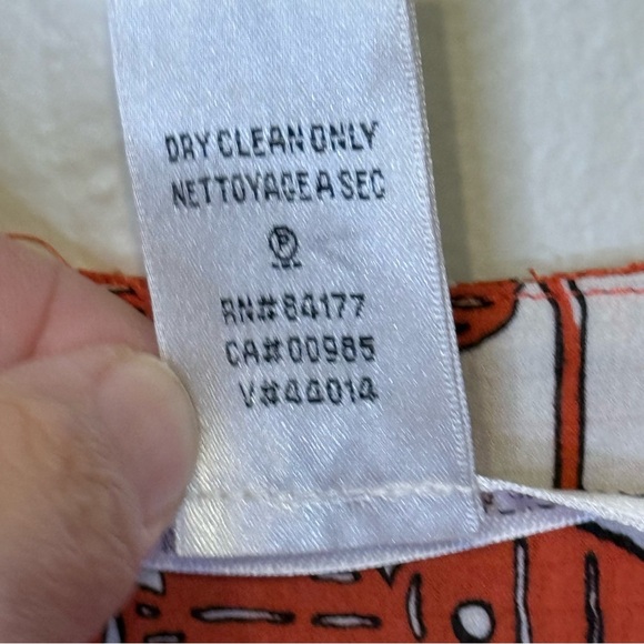 Diane Von Furstenberg | Abstract Pattern Babydoll Empired Waist Silk Mini Dress - Picture 13 of 13